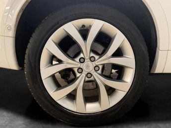 Land Rover Discovery Sport 2.0 D165 MHEV R-Dynamic S Plus 4WD (163 ps) - BLUETOOTH - CRUISE