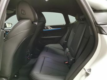 BMW i4 M60 83.9kWh Gran Coupe 4WD (601 ps) - PERFORATED SENSATEC - BLAC