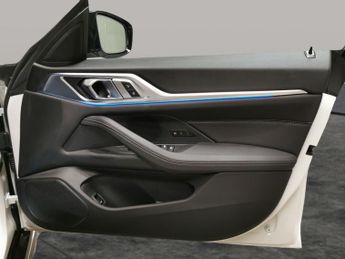 BMW i4 M60 83.9kWh Gran Coupe 4WD (601 ps) - PERFORATED SENSATEC - BLAC