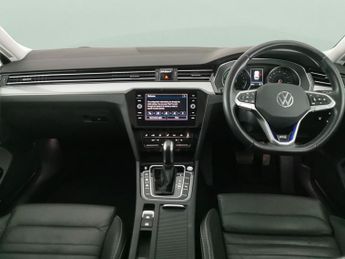 Volkswagen Passat 1.4 TSI 13kWh GTE Plug-in DSG (218 ps) - VIENNA LEATHER - HEATED