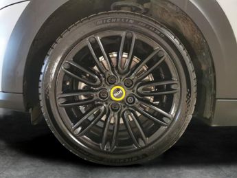 Mini Electric Hatch Cooper SE 32.6kWh Level 2 (184 ps) - MIRROR CAPS - YELLOW - ROOF