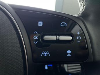 Hyundai Ioniq 5 77kWh Ultimate (228 ps) - KEYLESS ENTRY - HEAT AND COOL SEATS - 