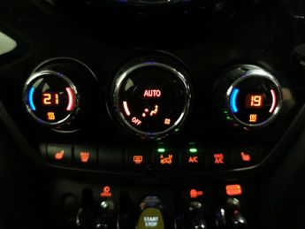 Mini Countryman 1.5 10kWh Cooper SE Classic Plug-in ALL4 (222 ps) - NAV - 17IN A