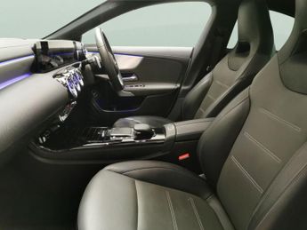 Mercedes-Benz CLA 1.3 CLA250e 15.6kWh AMG Line (Premium Plus) Coupe Plug-in 8G-DCT