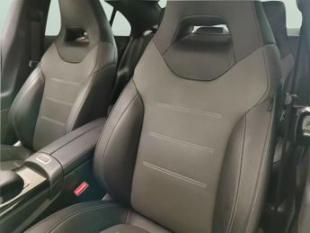Mercedes-Benz CLA 1.3 CLA250e 15.6kWh AMG Line (Premium Plus) Coupe Plug-in 8G-DCT
