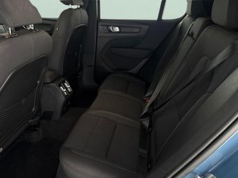 Volvo C40 Recharge 69kWh Plus (231 ps) - PARK ASSIST - LED - REVERSE CAM
