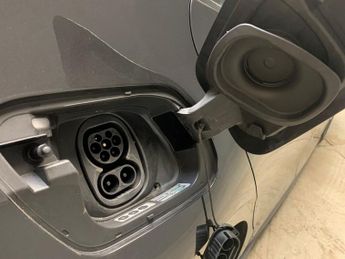 Volkswagen ID.3 Pro 58kWh Life (145 ps) - BLUETOOTH - PARK SENSORS - DAB