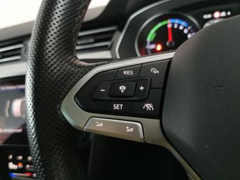 Volkswagen Passat 1.4 TSI 13kWh GTE Plug-in DSG (218 ps) - VIENNA LEATHER - HEATED