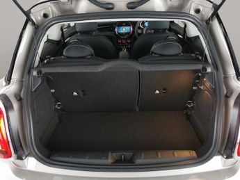 Mini Hatch 1.5 Cooper Classic Steptronic (136 ps) - CARPLAY - LED - PREMIUM
