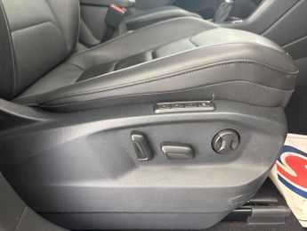 Seat Tarraco 2.0 TDI FR Sport DSG (150 ps) - LED - REVERSE CAM - NAV