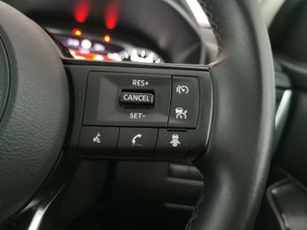 Nissan Qashqai 1.3 DIG-T MHEV Acenta Premium (140 ps) - REVERSE CAM