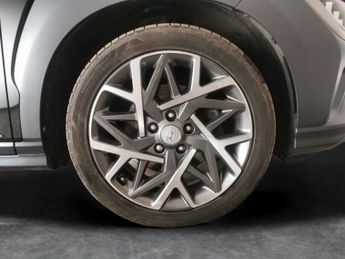 Hyundai Kona 1.6 h-GDi Ultimate DCT (141 ps) - HEAT AND COOL SEATS - LED - RE