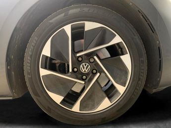 Volkswagen ID.3 Pro 58kWh Life (145 ps) - BLUETOOTH - PARK SENSORS - DAB