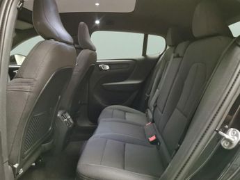 Volvo C40 Recharge 69kWh Plus (231 ps) - KEYLESS ENTRY - PARK ASSIST - LED