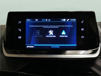 Peugeot 208 1.2 PureTech Allure Premium + EAT (130 ps) - NAV - BLUETOOTH - C