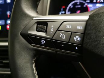 Seat Tarraco 2.0 TDI XPERIENCE DSG (150 ps) - LED - REVERSE CAM - NAV