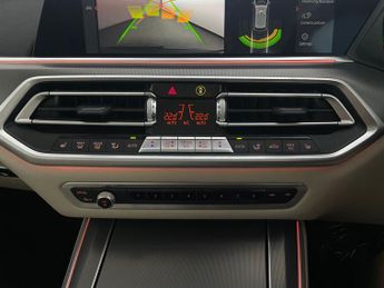 BMW X5 3.0 40i MHT xLine xDrive (340 ps) - ACTIVE LANE ASSIST - HK AUDI
