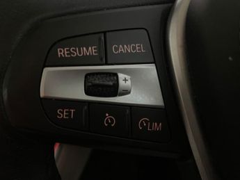 BMW X5 3.0 40i MHT xLine xDrive (340 ps) - ACTIVE LANE ASSIST - HK AUDI