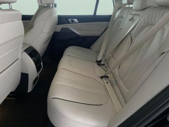 BMW X5 3.0 40i MHT xLine xDrive (340 ps) - ACTIVE LANE ASSIST - HK AUDI