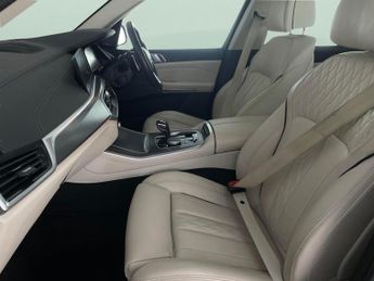 BMW X5 3.0 40i MHT xLine xDrive (340 ps) - ACTIVE LANE ASSIST - HK AUDI