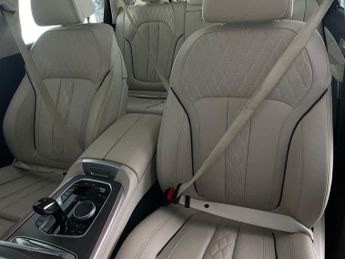 BMW X5 3.0 40i MHT xLine xDrive (340 ps) - ACTIVE LANE ASSIST - HK AUDI