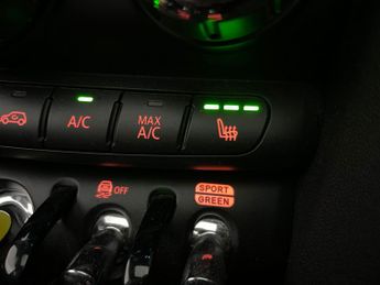 Mini Electric Hatch Cooper SE 32.6kWh Level 3 (184 ps) - ROOF AND MIRROR CAPS - BLAC