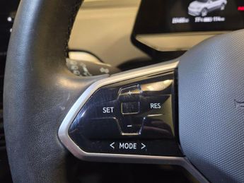 Volkswagen ID.4 Pure 52kWh Life (148 ps) - CARPLAY - LED - REVERSE CAM