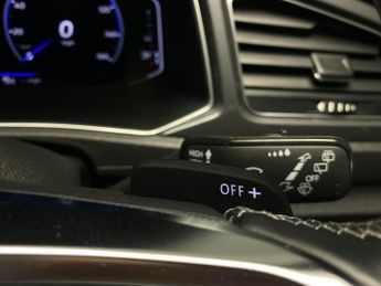 Volkswagen T-Roc 2.0 TDI EVO R-Line DSG (150 ps) - PARK SENSORS - PADDLE SHIFT