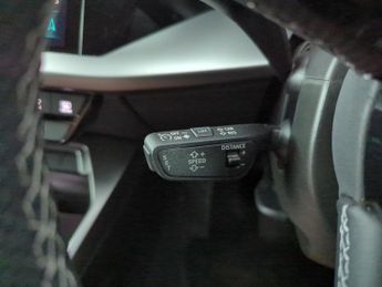 Audi A3 1.5 TFSI 35 S line Sportback S Tronic (150 ps) - ACTIVE LANE ASS