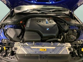 BMW 3 Series 2.0 330e 12kWh M Sport Touring Plug-in (292 ps) - PARK ASSIST