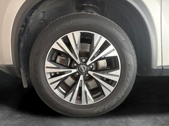 Nissan X-TRAIL 1.5 h e-POWER N-Connecta e-4ORCE (213 ps) - INTELLIGENT LANE INT