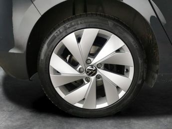 Volkswagen Golf 1.5 eTSI MHEV Style DSG (150 ps) - ALCANTARA - WIFI - BLUETOOTH