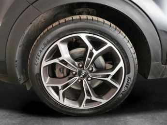 Kia Sportage 1.6 CRDi GT-Line DCT AWD (134 bhp) - ADAPTIVE LED LIGHTS - BLUET