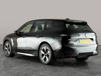 BMW iX 50 111.5kWh M Sport xDrive (11kW Charger) (523 ps) - DRIVING ASS