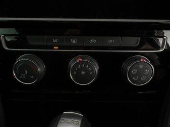 Volkswagen Golf 1.6 TDI GT DSG (115 ps) - PARK SENSORS - PADDLE SHIFT - CAR-NET 