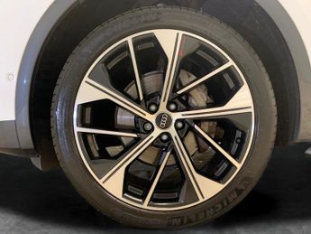 Audi Q5 2.0 TDI 40 Vorsprung S Tronic quattro (204 ps) - PARK ASSIST - L