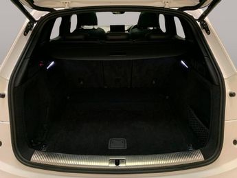 Audi Q5 2.0 TDI 40 Vorsprung S Tronic quattro (204 ps) - PARK ASSIST - L