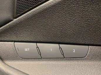Audi e-tron 50 Technik quattro 71.2kWh (11kW Charger) (313 ps) - ADJUSTABLE 