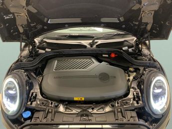 Mini Electric Hatch Cooper SE 32.6kWh Level 3 (184 ps) - HEATED SEATS - INTERIOR LIG