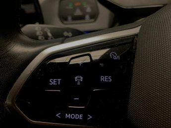 Volkswagen ID.3 Pro 58kWh Life (145 ps) - BLUETOOTH - PARK SENSORS - DAB