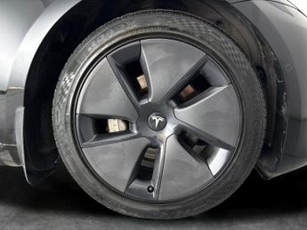 Tesla Model 3 (Dual Motor) Long Range 4WDE (346 ps) - PARK ASSIST - LED - REVE