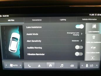 MG MG ZS 72.6kWh Trophy Long Range (156 ps) - KEYLESS ENTRY - LED - REVER