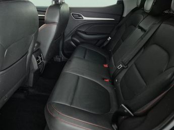 MG MG ZS 72.6kWh Trophy Connect Long Range (156 ps) - ACTIVE LANE ASSIST