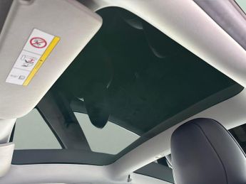 Tesla Model 3 (Dual Motor) Long Range 4WDE (346 ps) - PARK ASSIST - LED - REVE