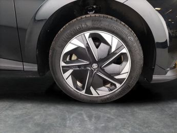 MG Mg4 51kWh SE (170 ps) - ALCANTARA - BLUETOOTH - COMFORT ACCESS