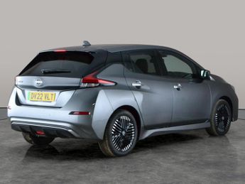 Nissan Leaf 39kWh Tekna (150 ps) - LED - NAV - LANE DEPARTURE