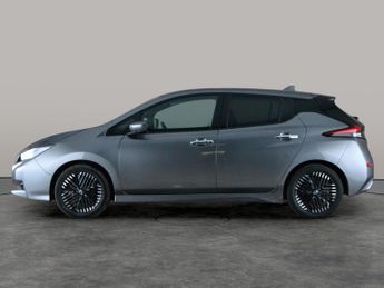 Nissan Leaf 39kWh Tekna (150 ps) - LED - NAV - LANE DEPARTURE