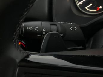 Nissan Qashqai 1.3 DIG-T MHEV Acenta Premium XTRON (158 ps) - LED - REVERSE CAM