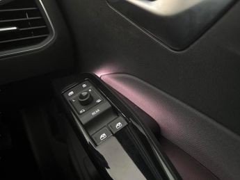 Volkswagen ID.3 Pro 58kWh Life (145 ps) - BLUETOOTH - PARK SENSORS - DAB