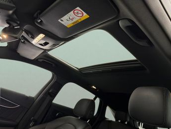 Mercedes-Benz EQC EQC 400 80kWh AMG Line (Premium Plus) 4MATIC (408 ps) - LED - HE